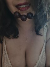�))